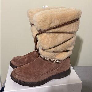 Ugg waterproof brown suede shearling ankle boots women size size 7